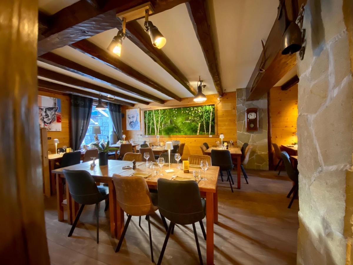 Logis Hotel Les Ancolies Areches Bagian luar foto