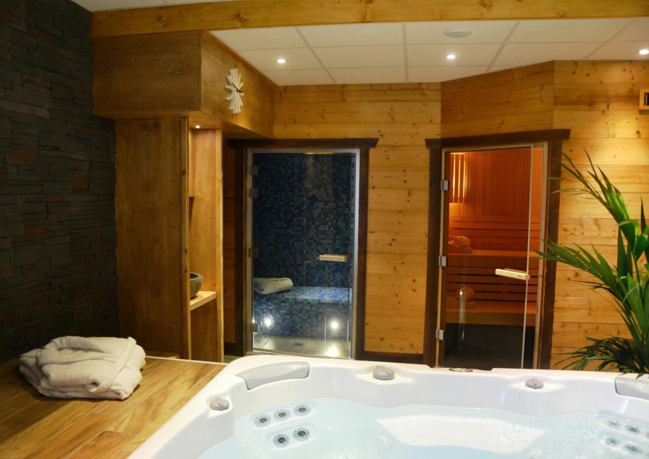 Logis Hotel Les Ancolies Areches Bagian luar foto