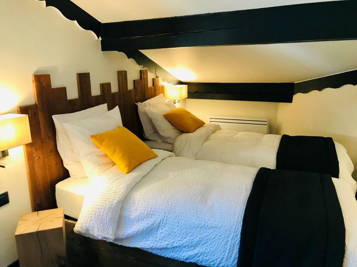 Logis Hotel Les Ancolies Areches Bagian luar foto